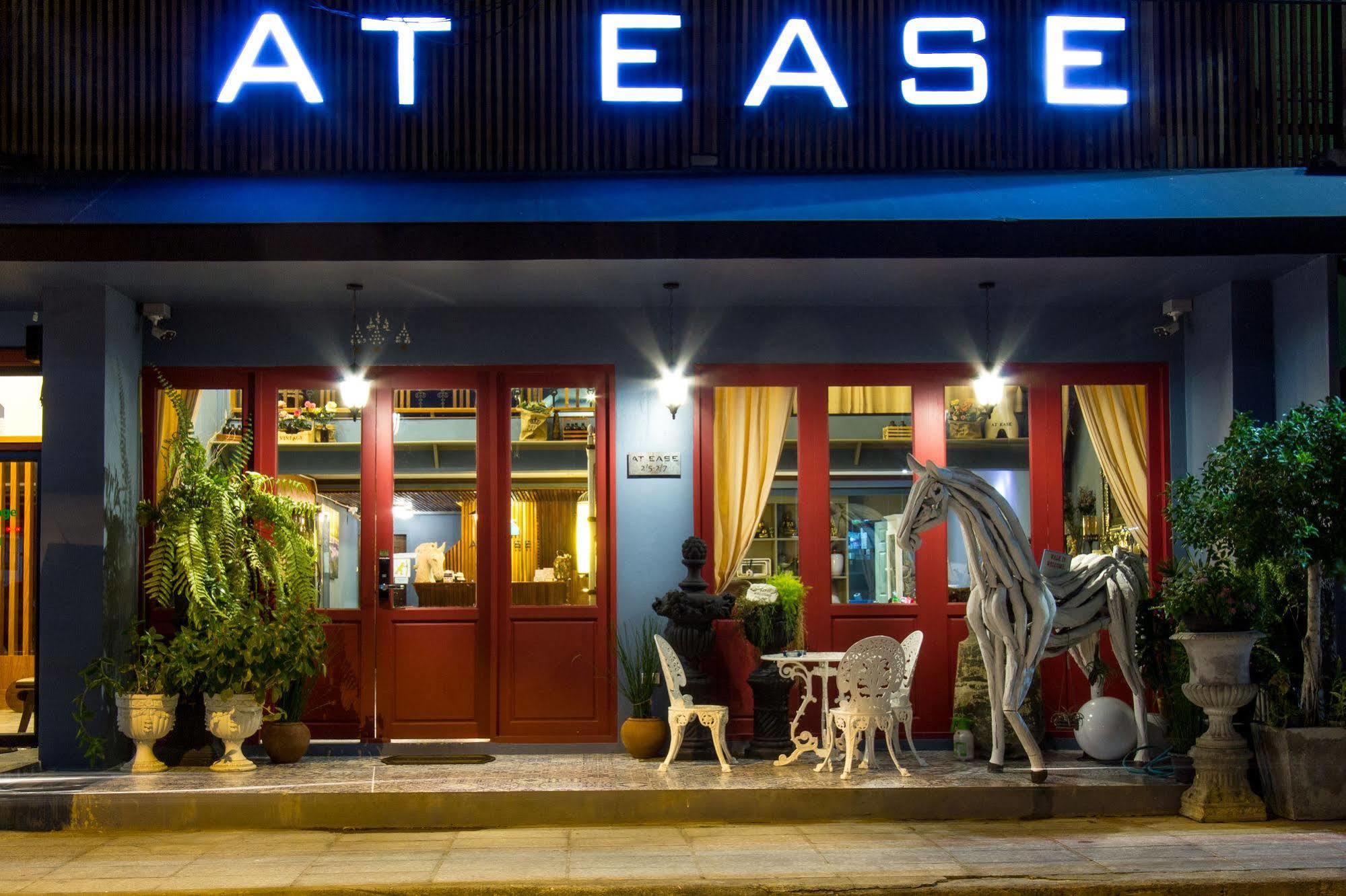 At Ease Bijou Hotel Чиангмай Екстериор снимка